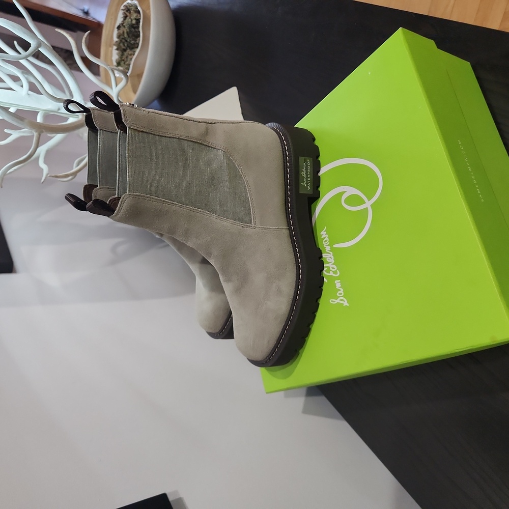 Sam Edelman Laguna Mineral Green Suede Waterproof Bootie. Size 8.5/brand new.
